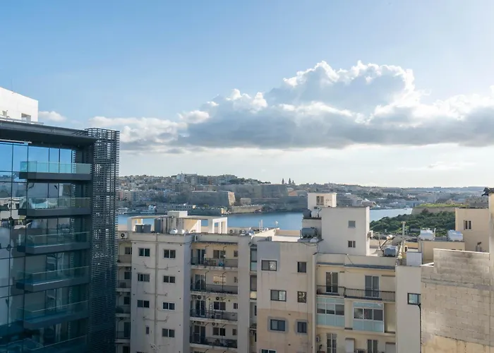 Sliema A20 - 5 Mins Walk To Valletta Ferry - Shopping Mall And Bay By Quicktrips